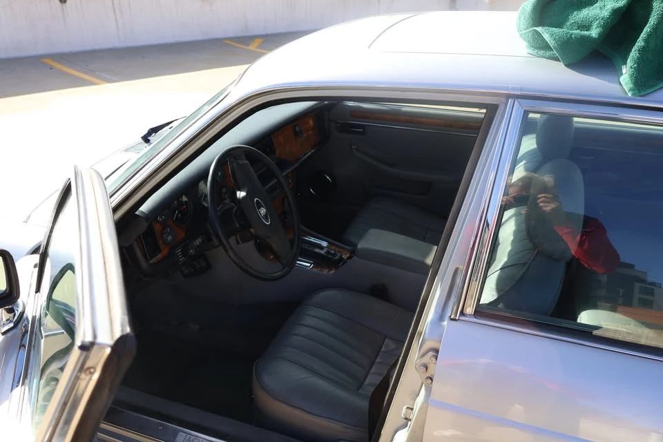 1987 Jaguar XJ40 XJ - Image 9 of 18