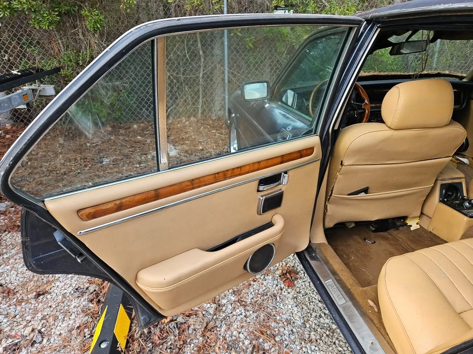 1987 Jaguar XJ Series 3 - Image 6 of 20