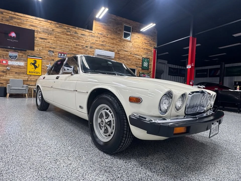 1987 Jaguar XJ Series 3 - Image 6 of 16