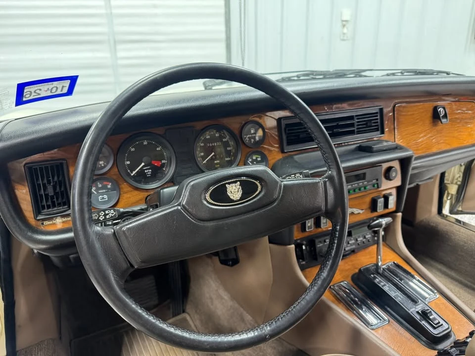 1987 Jaguar XJ Series 3 - Image 7 of 16