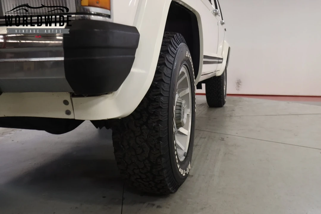 1987 Jeep XJ Cherokee - Image 11 of 12