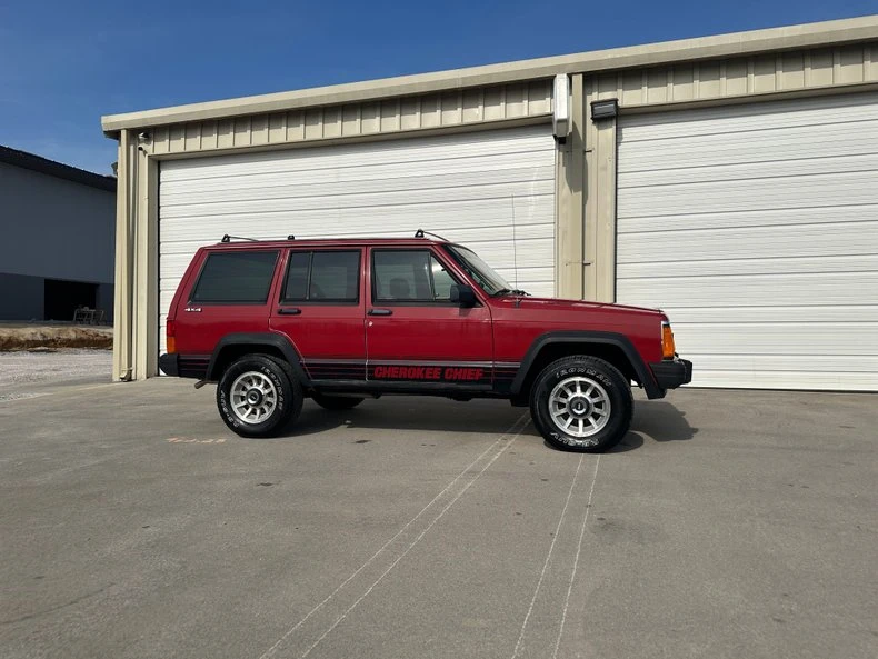 1987 Jeep XJ Cherokee - Image 2 of 18