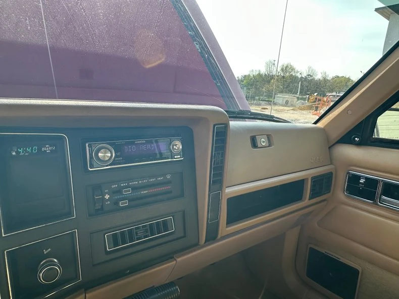 1987 Jeep XJ Cherokee - Image 9 of 18
