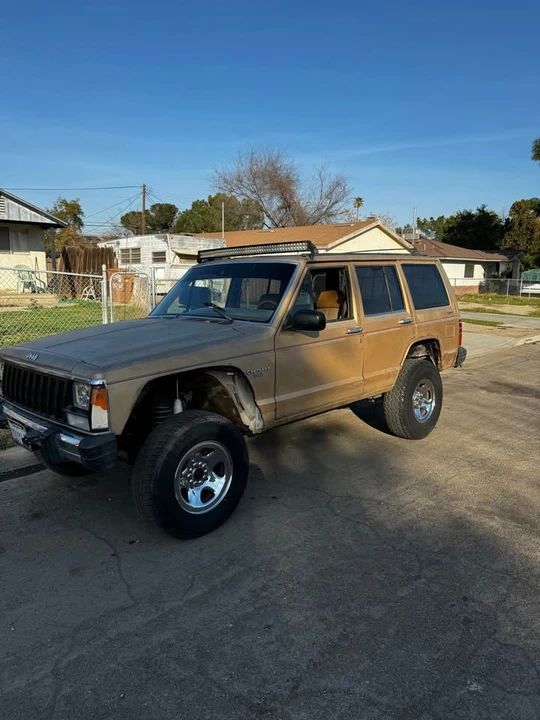 1987 Jeep XJ Cherokee - Image 3 of 4