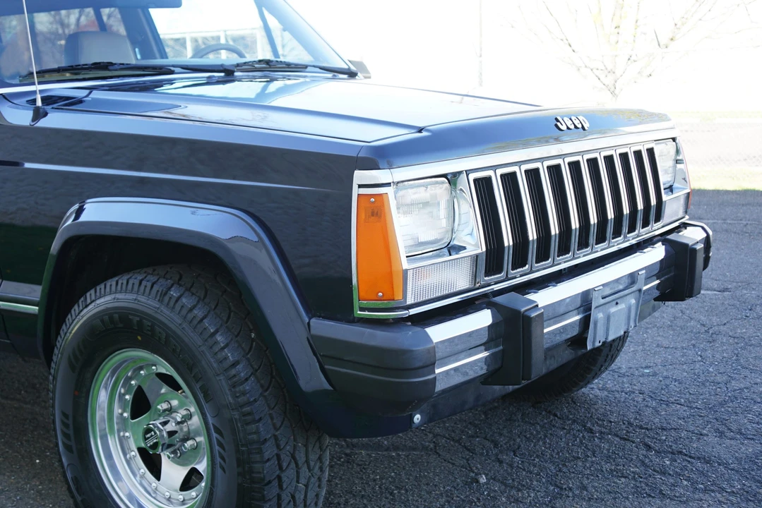 1987 Jeep XJ Cherokee - Image 13 of 31