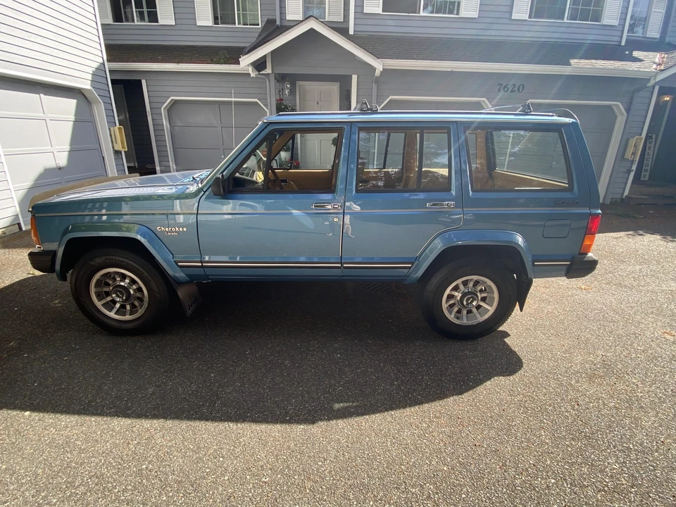 1987 Jeep XJ Cherokee - Image 9 of 31
