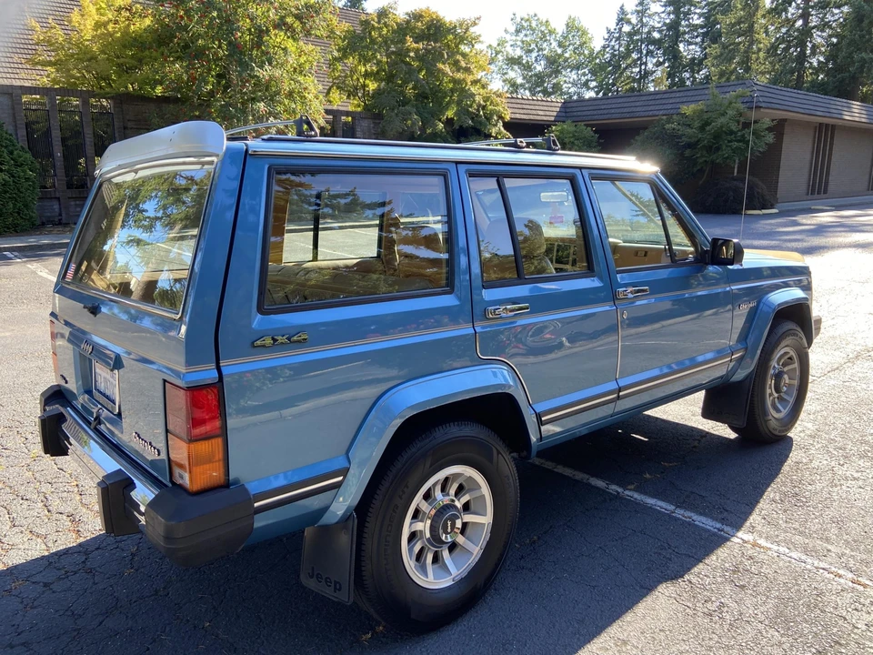 1987 Jeep XJ Cherokee - Image 29 of 31