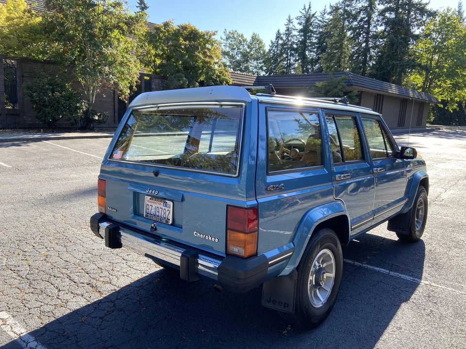 1987 Jeep XJ Cherokee - Image 27 of 31