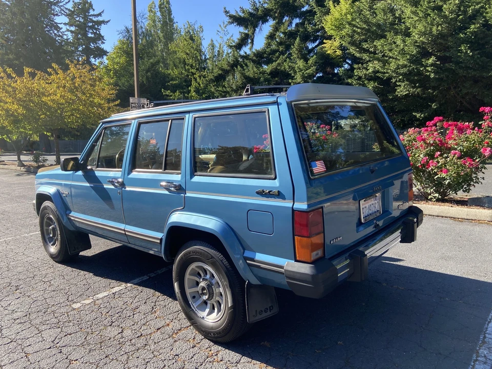 1987 Jeep XJ Cherokee - Image 14 of 31
