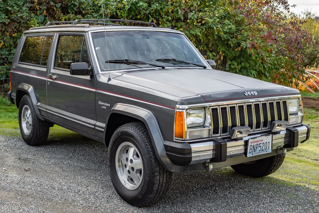 1987 Jeep XJ Cherokee - Image 14 of 31
