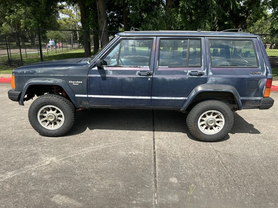 1987 Jeep XJ Cherokee - Image 2 of 14