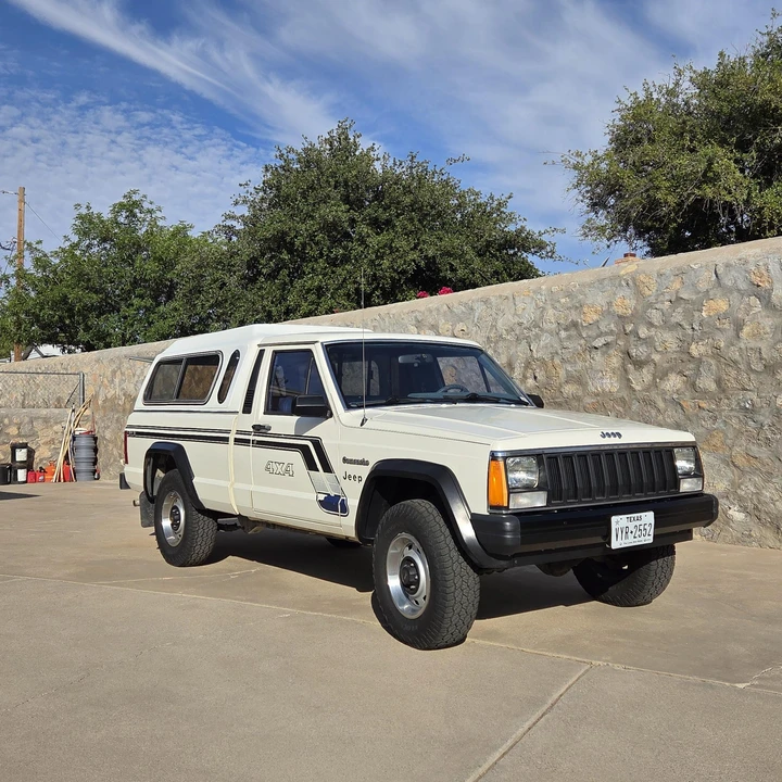 1987 Jeep Comanche - Image 17 of 31