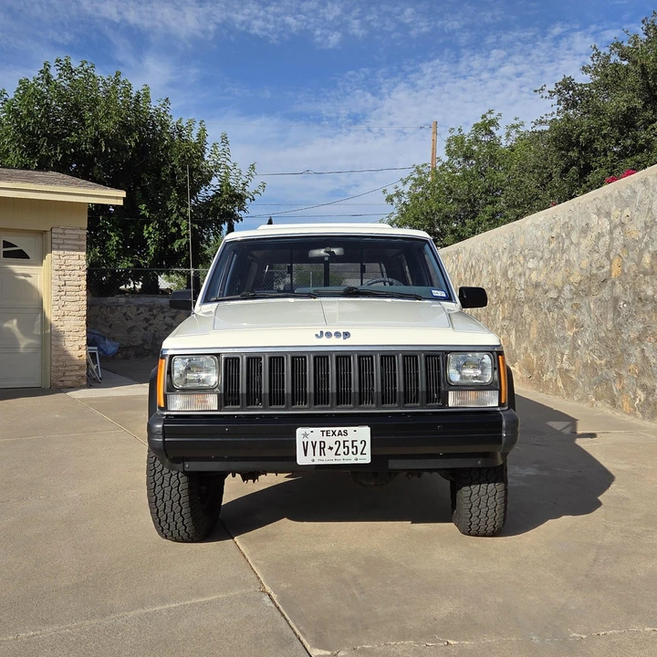 1987 Jeep Comanche - Image 15 of 31