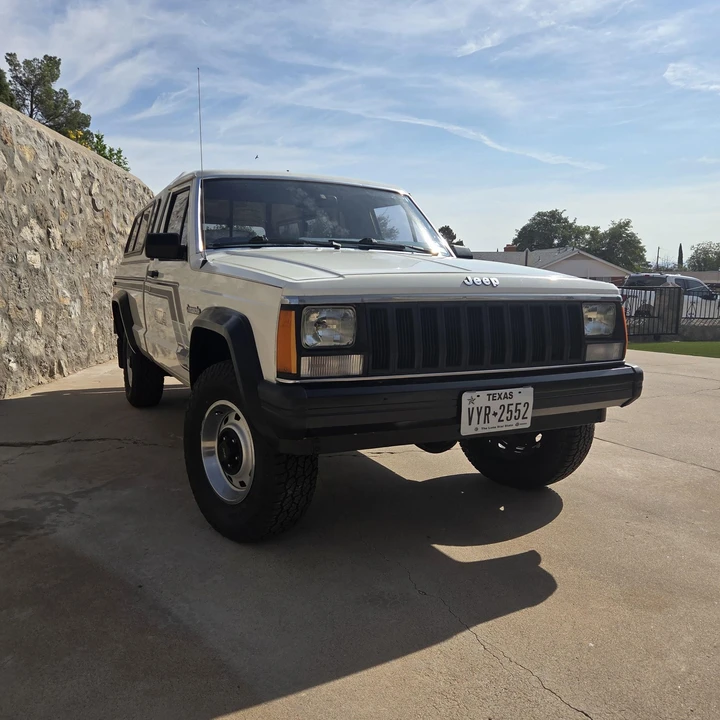 1987 Jeep Comanche - Image 24 of 31