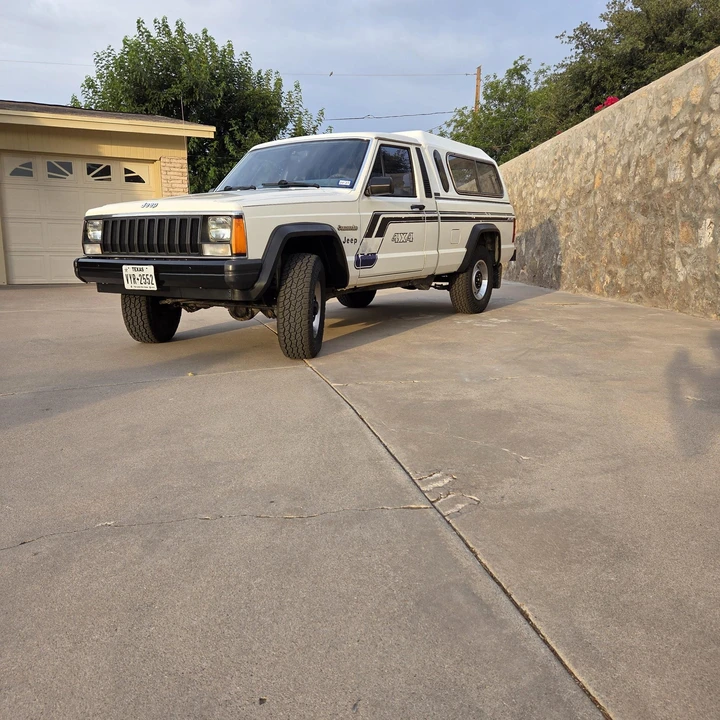1987 Jeep Comanche - Image 12 of 31