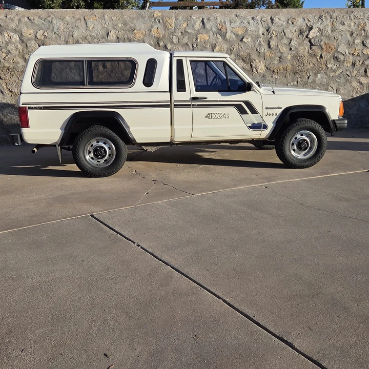 1987 Jeep Comanche - Image 27 of 31