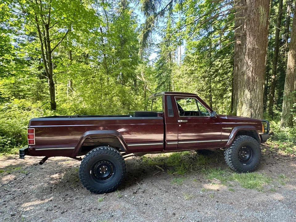 1987 Jeep Comanche - Image 8 of 31