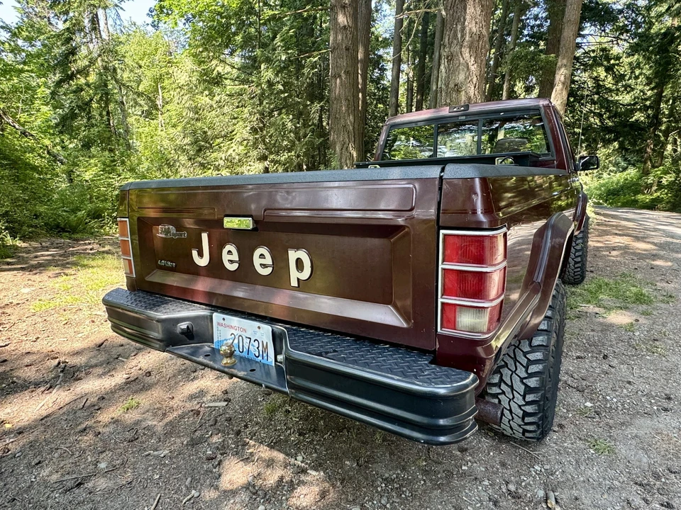 1987 Jeep Comanche - Image 9 of 31
