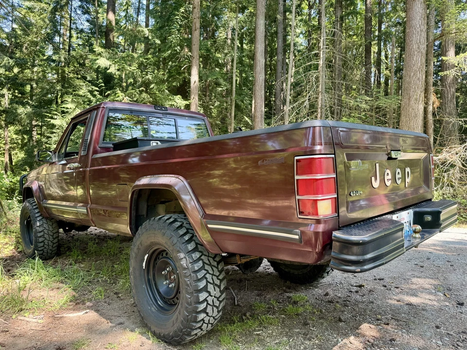 1987 Jeep Comanche - Image 12 of 31