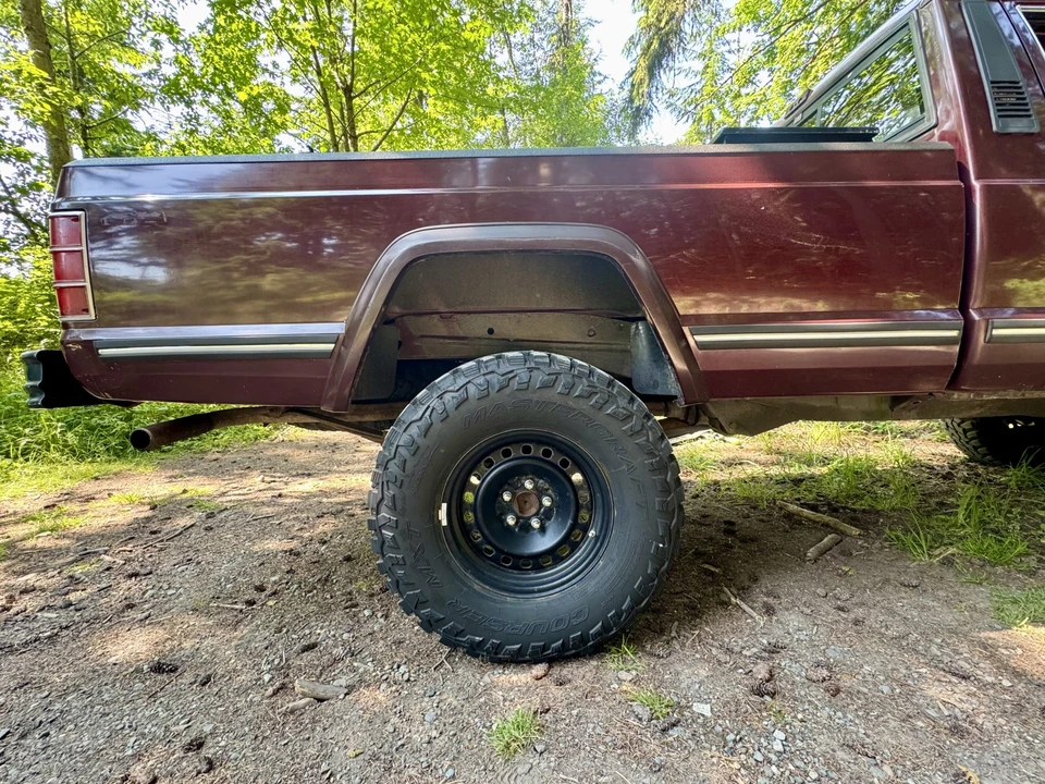 1987 Jeep Comanche - Image 27 of 31