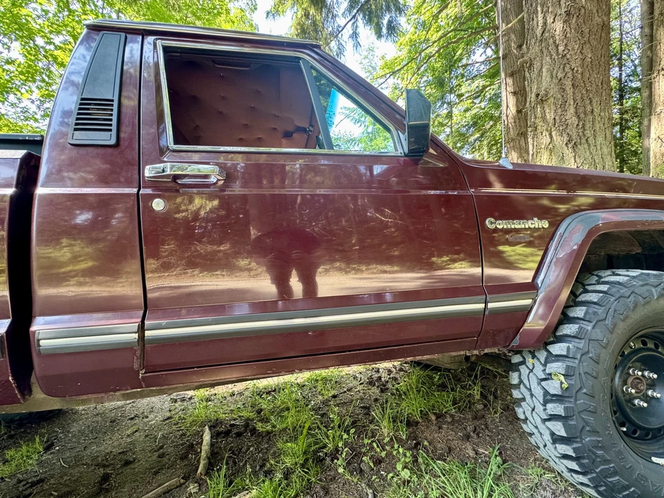 1987 Jeep Comanche - Image 25 of 31
