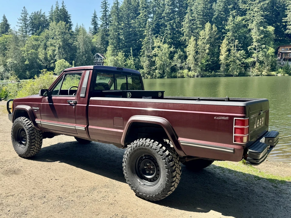 1987 Jeep Comanche - Image 13 of 31