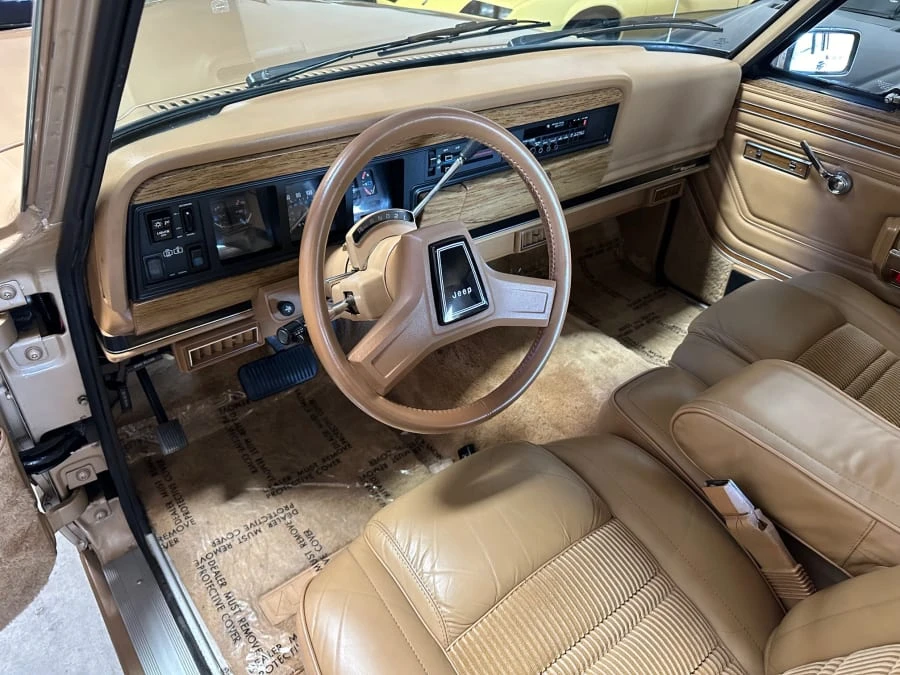 1987 Jeep SJ Grand Wagoneer - Image 7 of 10