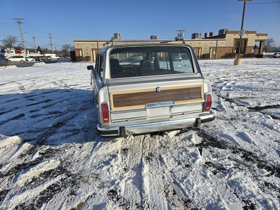 1987 Jeep SJ Grand Wagoneer - Image 30 of 31