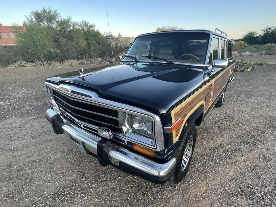 1987 Jeep SJ Grand Wagoneer - Image 3 of 31