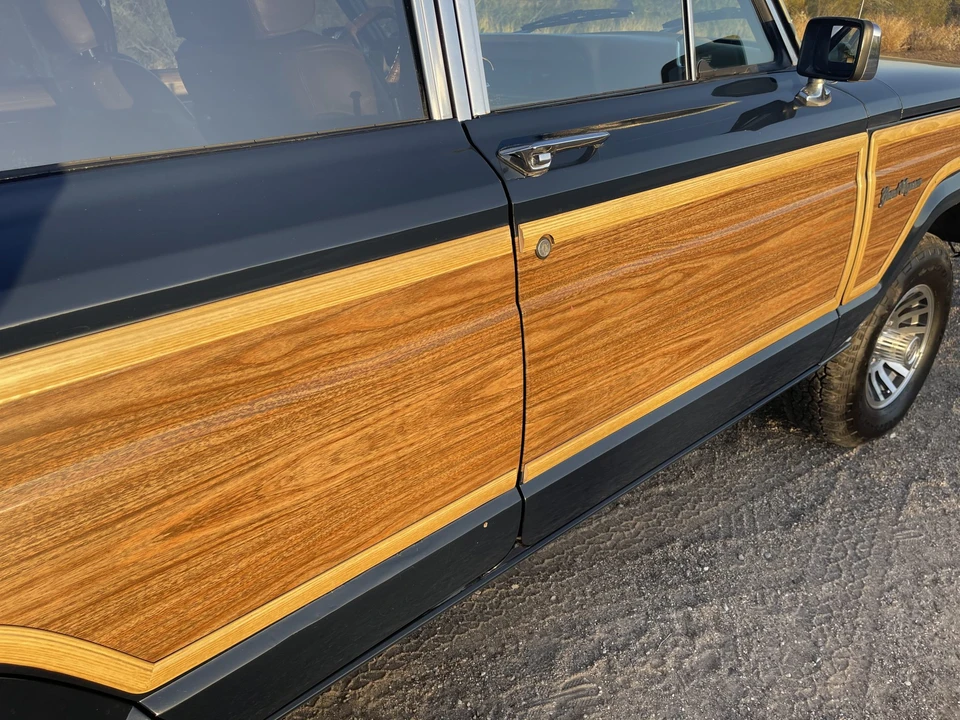 1987 Jeep SJ Grand Wagoneer - Image 27 of 31