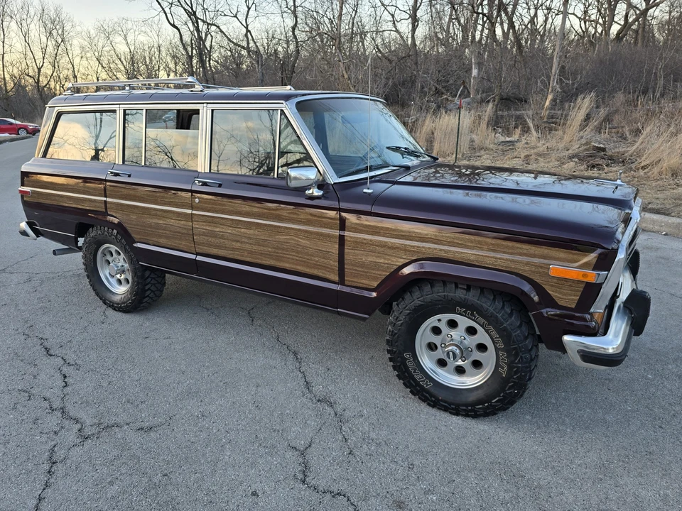 1987 Jeep SJ Grand Wagoneer - Image 17 of 31
