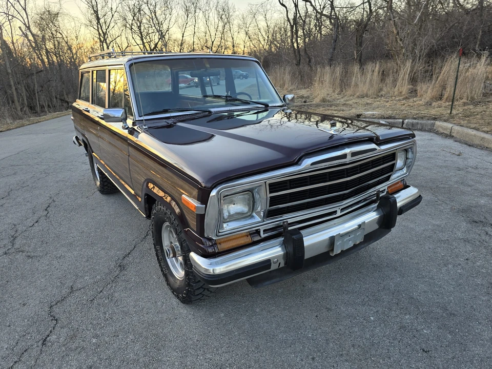 1987 Jeep SJ Grand Wagoneer - Image 11 of 31