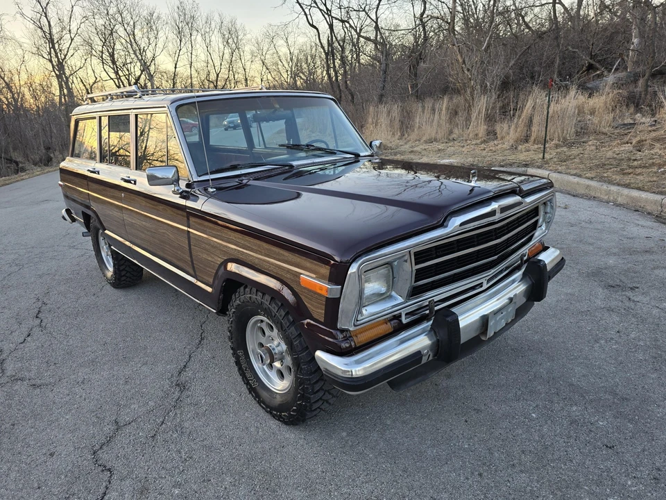 1987 Jeep SJ Grand Wagoneer - Image 12 of 31
