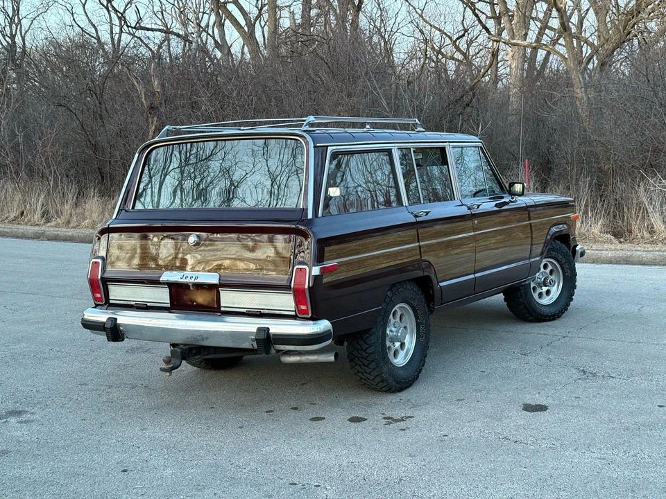 1987 Jeep SJ Grand Wagoneer - Image 23 of 31