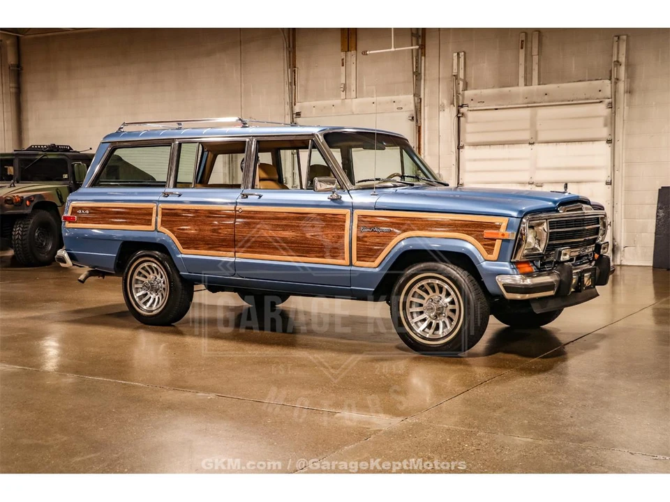 1987 Jeep SJ Grand Wagoneer - Image 11 of 31