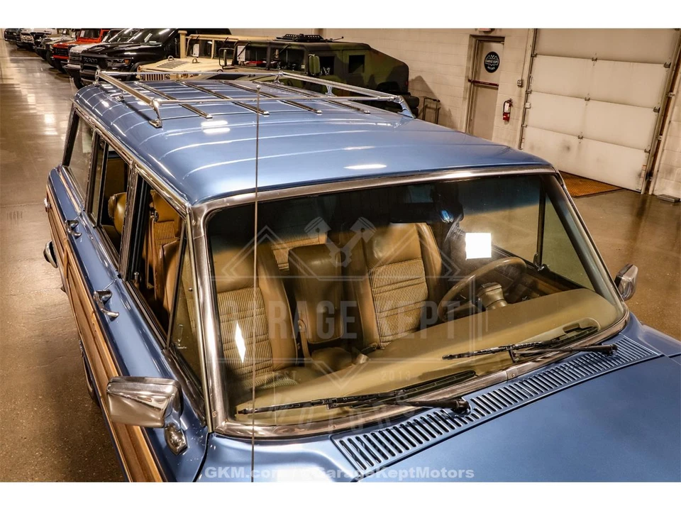 1987 Jeep SJ Grand Wagoneer - Image 16 of 31