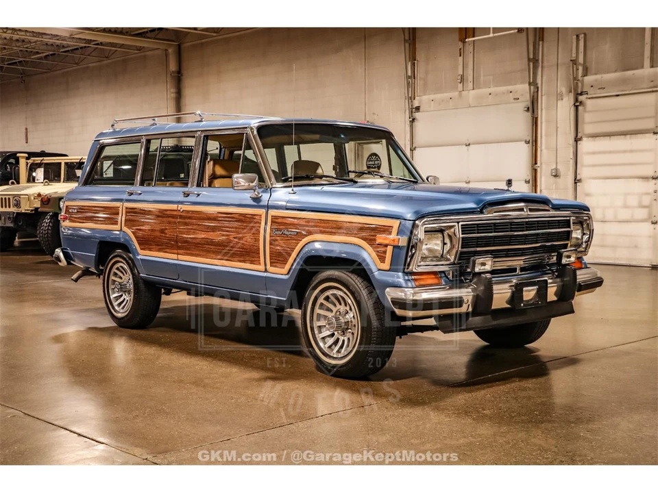 1987 Jeep SJ Grand Wagoneer - Image 12 of 31