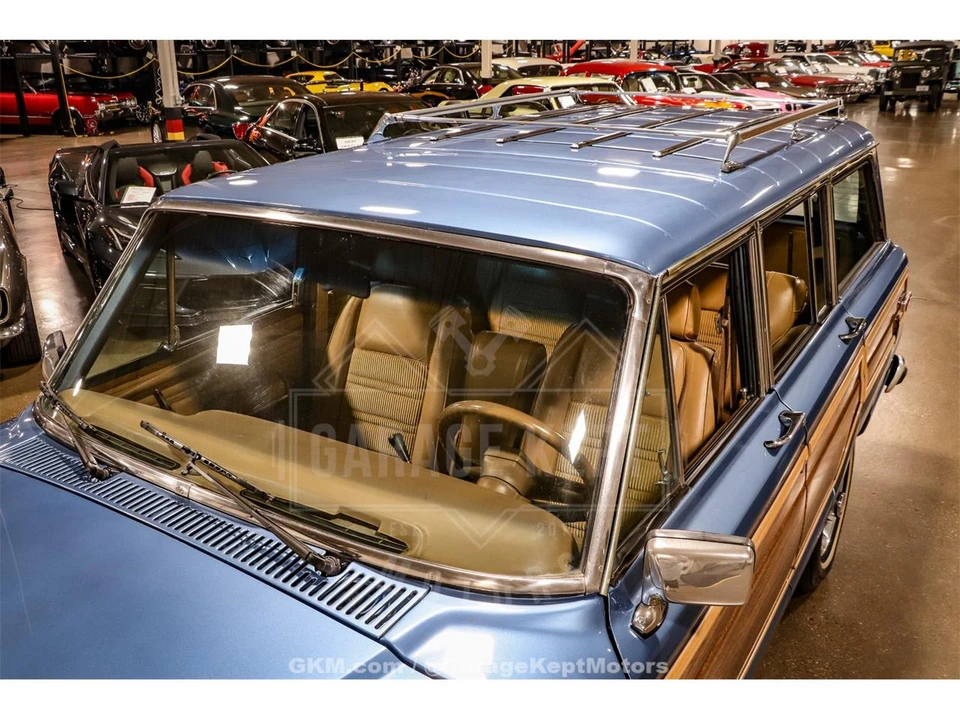 1987 Jeep SJ Grand Wagoneer - Image 24 of 31