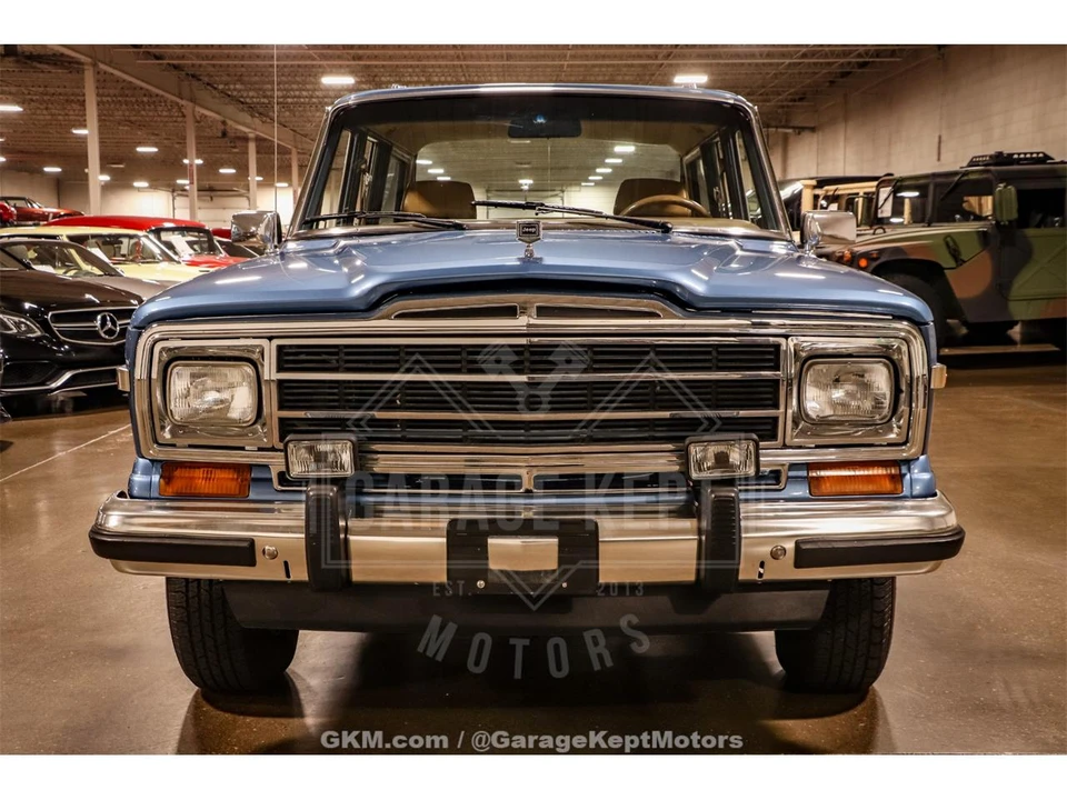 1987 Jeep SJ Grand Wagoneer - Image 20 of 31