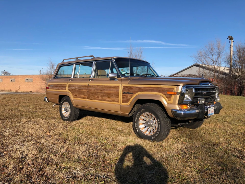 1987 Jeep SJ Grand Wagoneer - Image 27 of 31