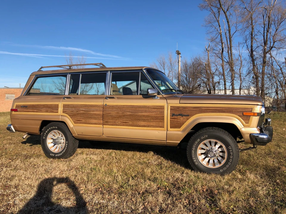 1987 Jeep SJ Grand Wagoneer - Image 26 of 31