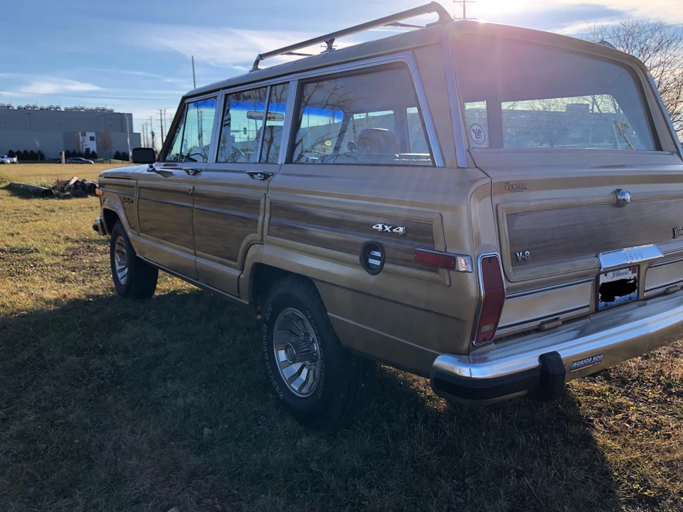 1987 Jeep SJ Grand Wagoneer - Image 16 of 31