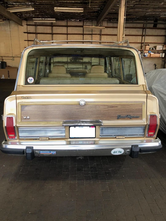 1987 Jeep SJ Grand Wagoneer - Image 17 of 31