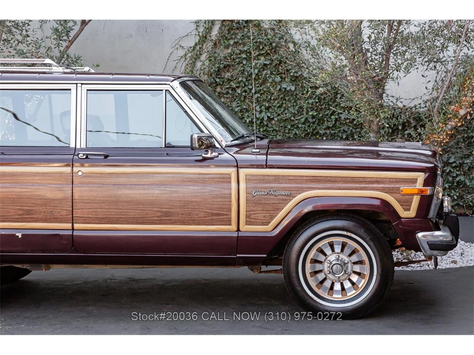 1987 Jeep SJ Grand Wagoneer - Image 10 of 31