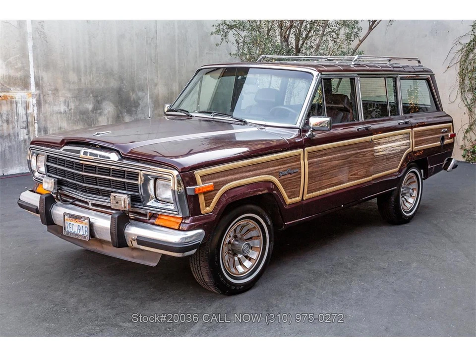1987 Jeep SJ Grand Wagoneer - Image 8 of 31