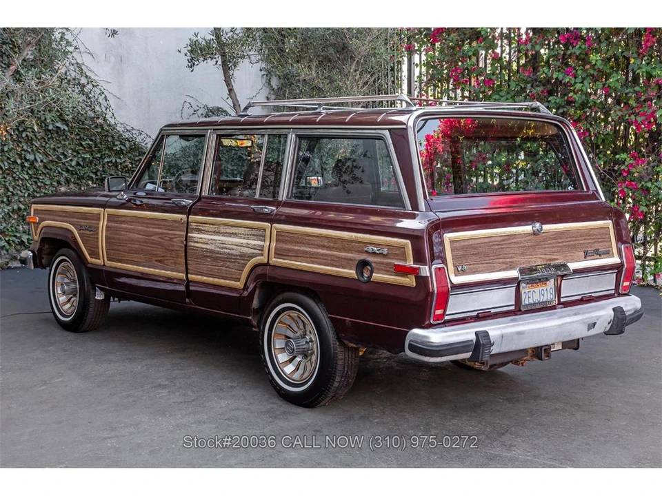 1987 Jeep SJ Grand Wagoneer - Image 7 of 31