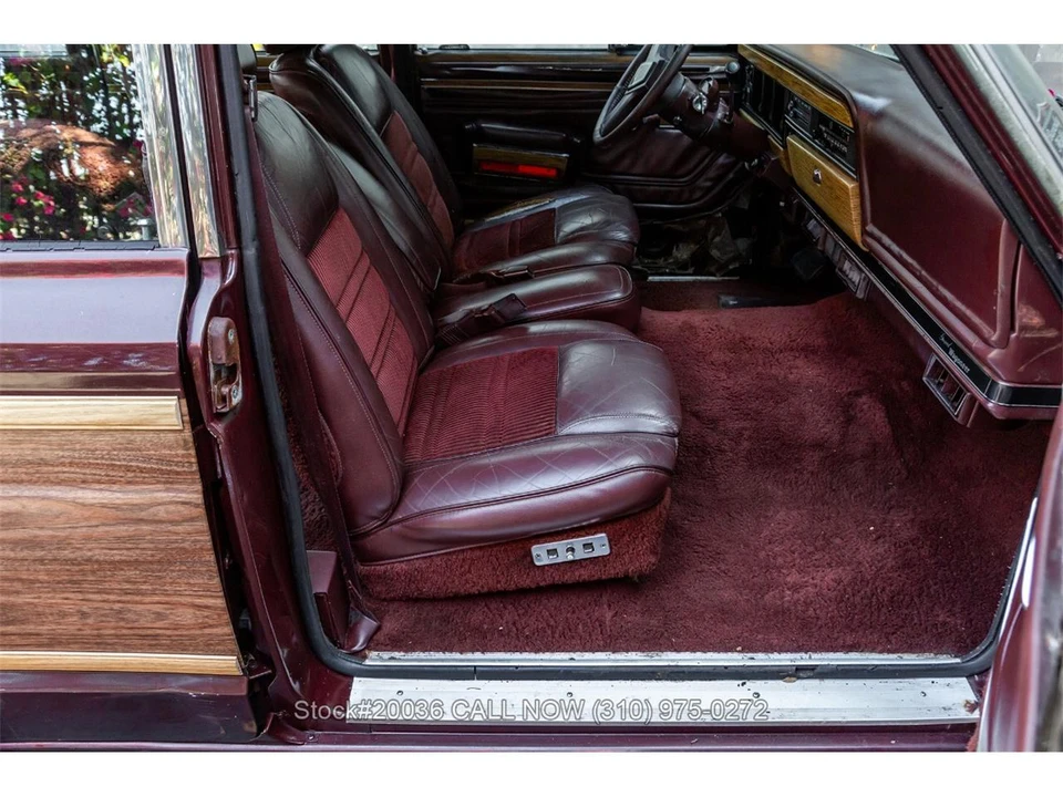 1987 Jeep SJ Grand Wagoneer - Image 22 of 31