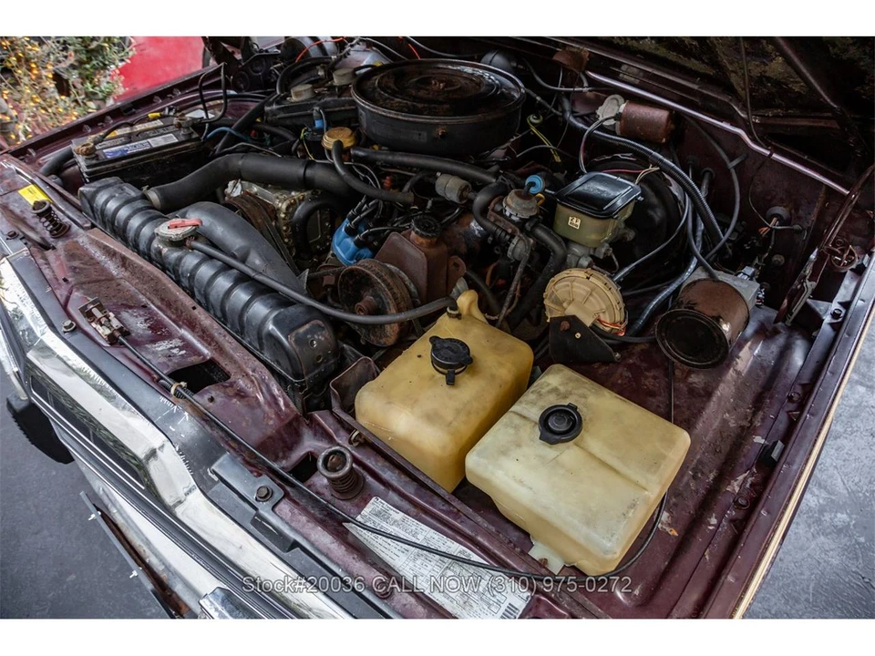 1987 Jeep SJ Grand Wagoneer - Image 25 of 31