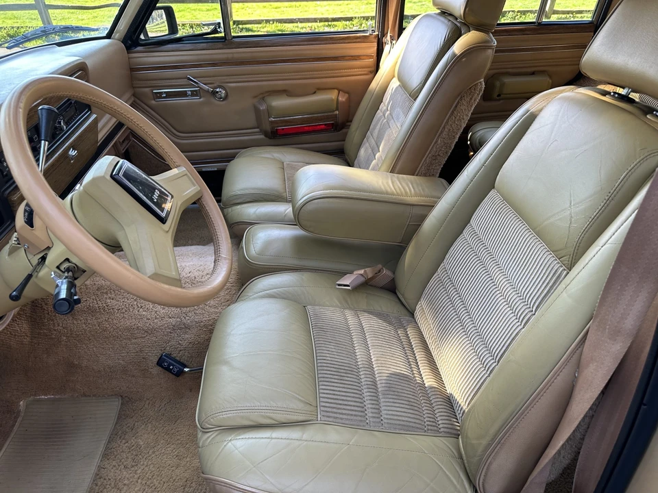 1987 Jeep SJ Grand Wagoneer - Image 31 of 31