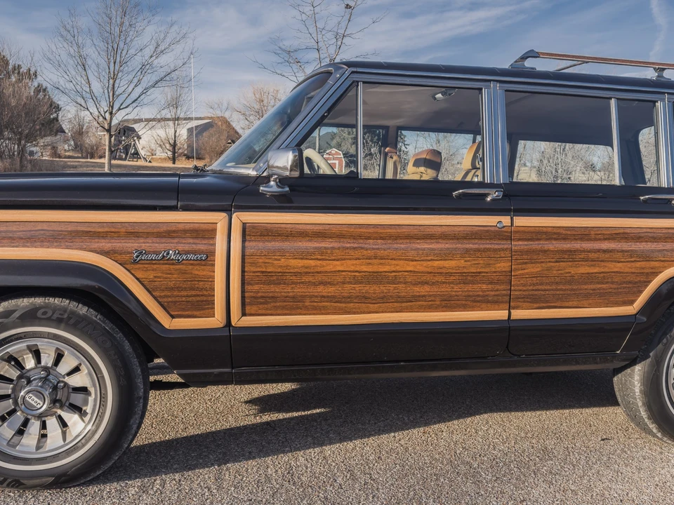 1987 Jeep SJ Grand Wagoneer - Image 30 of 31